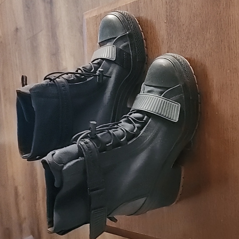 COPY - Boots
